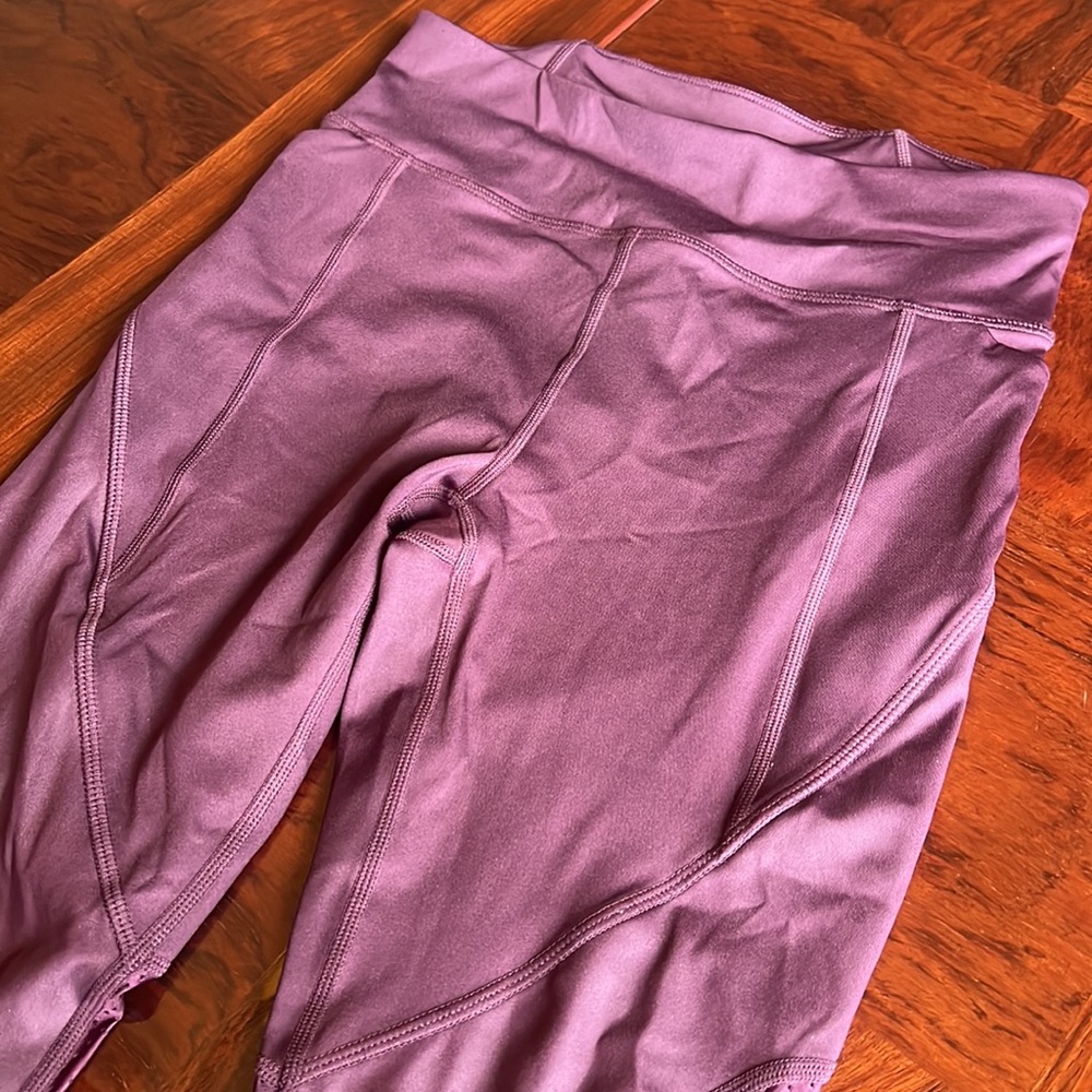 Fabletics *NWT* Spin Mesh Ultracool 7/8 Leggings - Picture 9 of 11